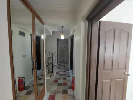 Dalyan Merkezde 5+1 Satılık Triplex Villa