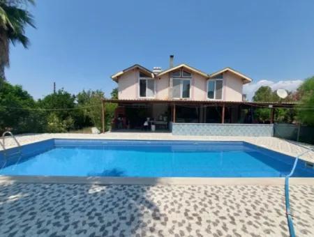 Muğla Ortaca Okçular’da Yüzme Havuzlu, Dağ Ve Doğa Manzaralı Müstakil Ev Satılık