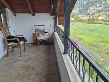 Muğla Ortaca Dalyan 1+1  Eşyasız Yüzme Havuzlu Çatı Katı Daire Yıllık Kiralık